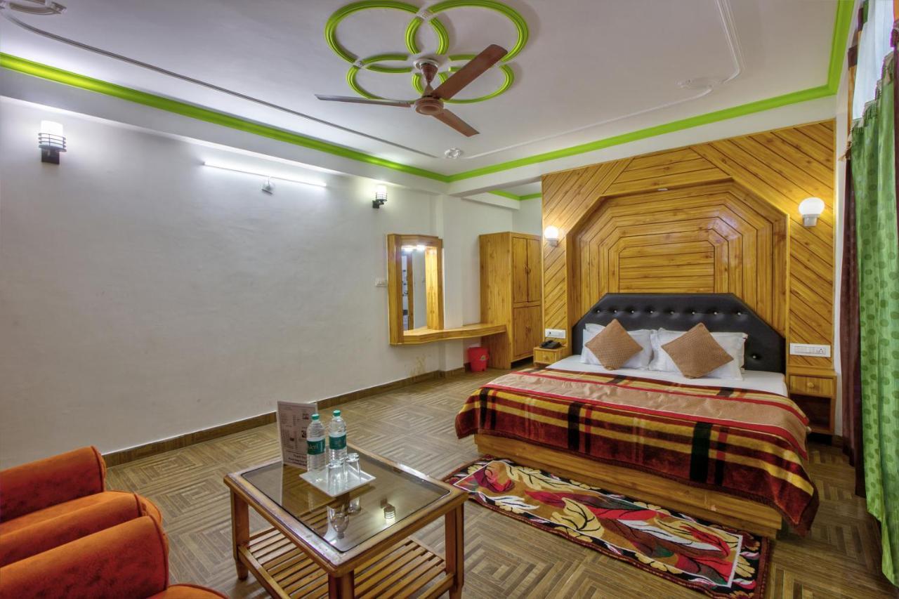 Hotel Sun Light Manali Esterno foto