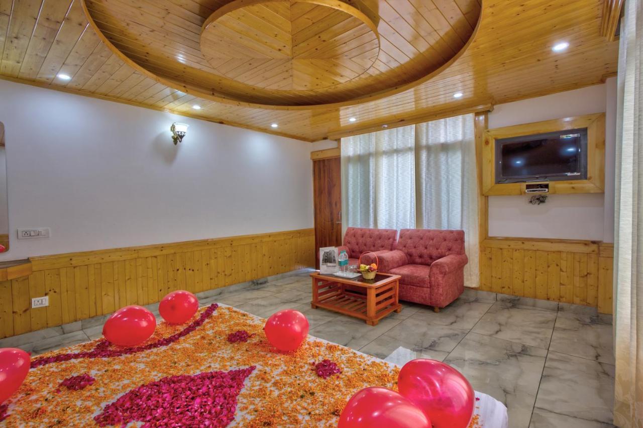 Hotel Sun Light Manali Esterno foto